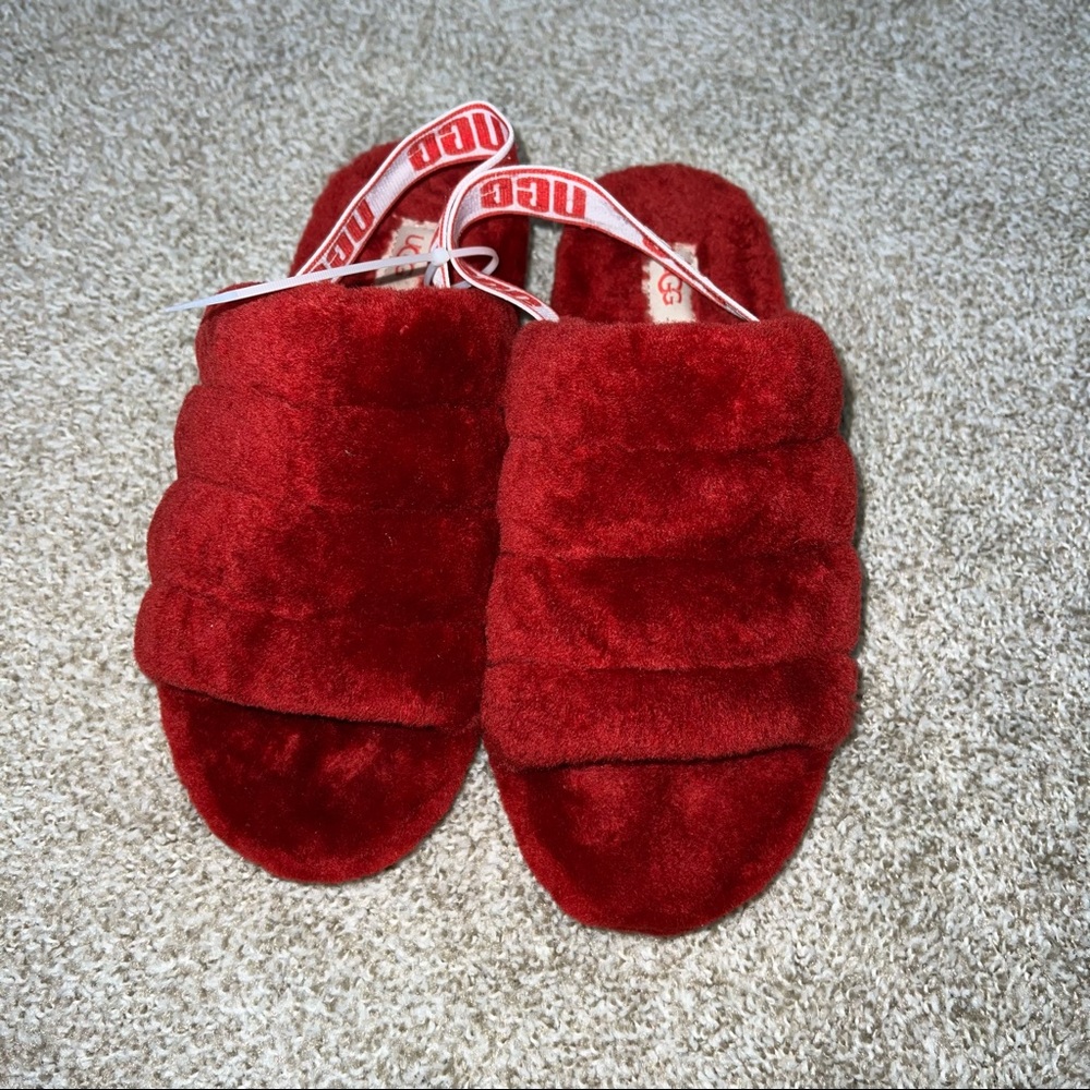 UGG fluff yeah genuine shearling sling back sandal slide size 9 red